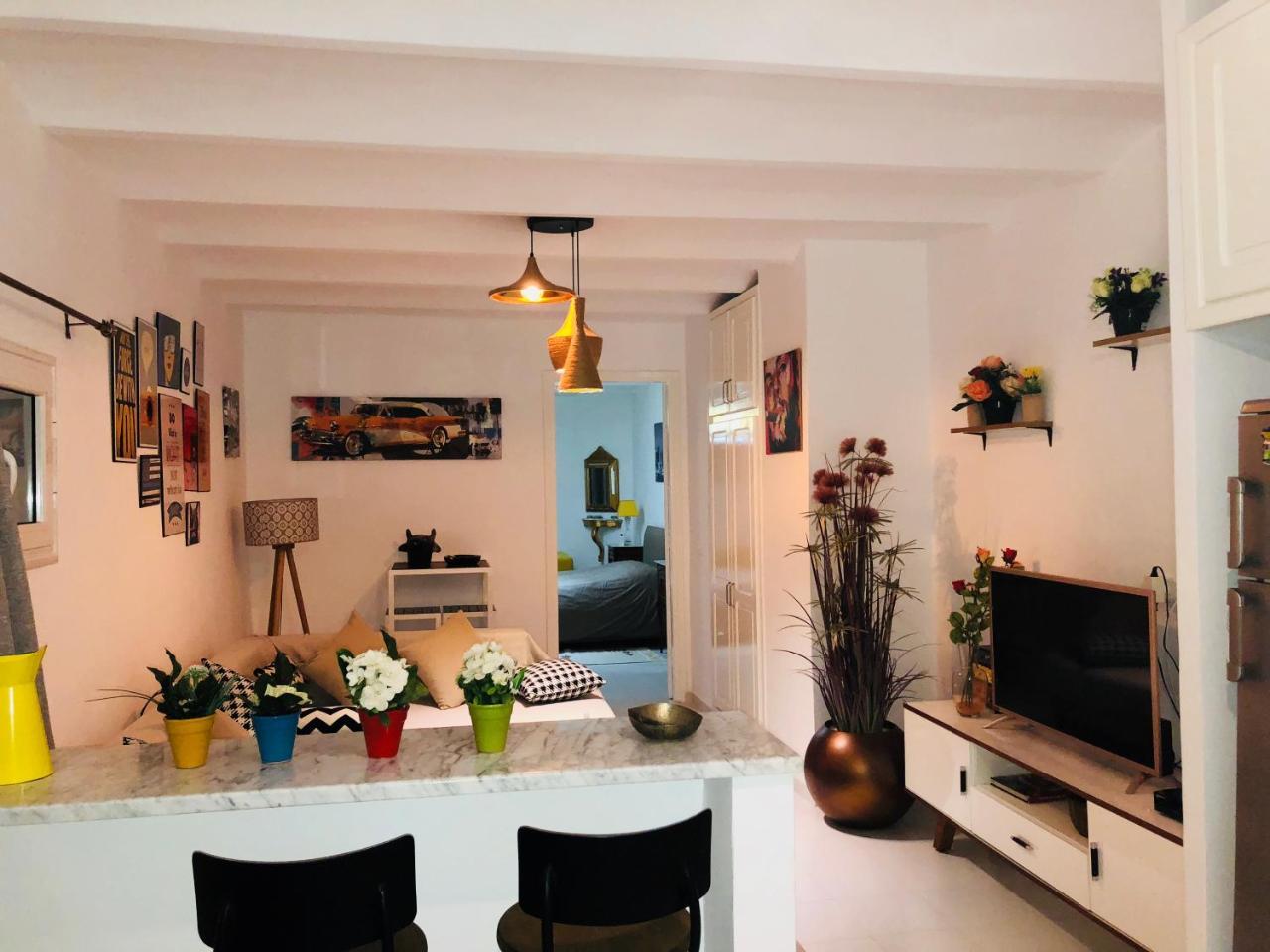 Cosy Appart En Plein Coeur De Ла-Марса Экстерьер фото
