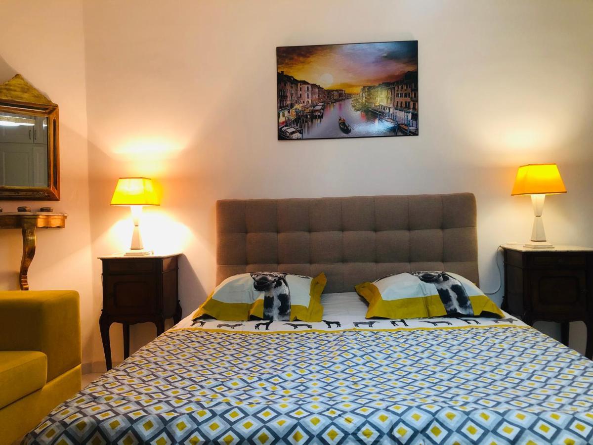 Cosy Appart En Plein Coeur De Ла-Марса Экстерьер фото